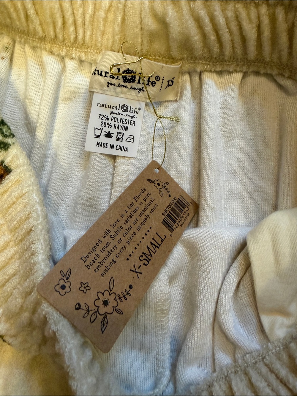 NATURAL LIFE Ivory Terry Floral Embroidered Women’s Shorts - Picture 2 of 2